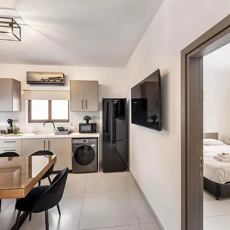 Sevis Apartment