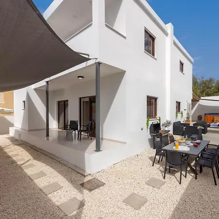 Apartment Sevis Ayia Napa