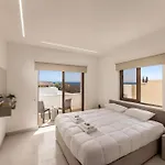 Sevis * Ayia Napa