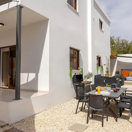 Sevis Apartament *