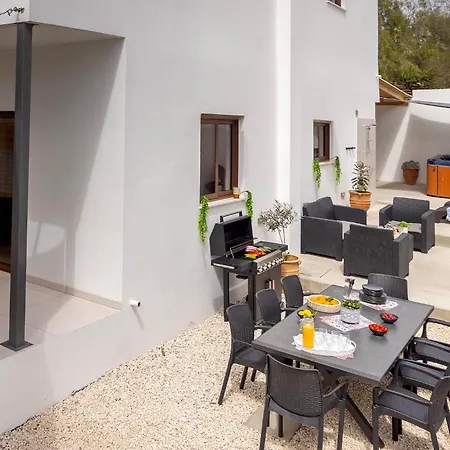 Sevis Apartament Ajia Napa